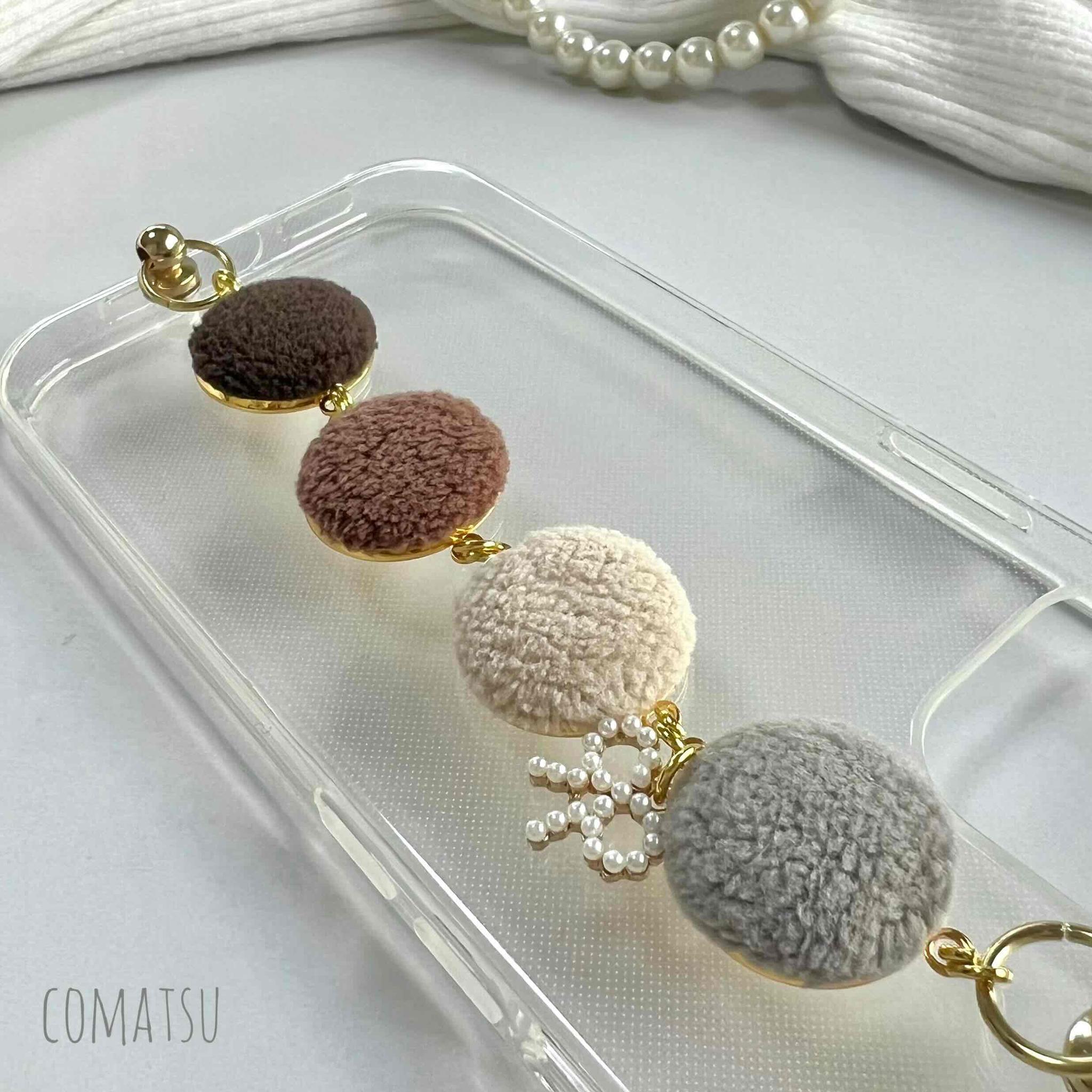 もこもこボア ハンドホルダースマホケース 落下防止ベルトストラップ付きスマホカバー | 2枚目